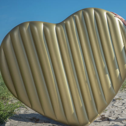Custom Big Heart Inflatable
